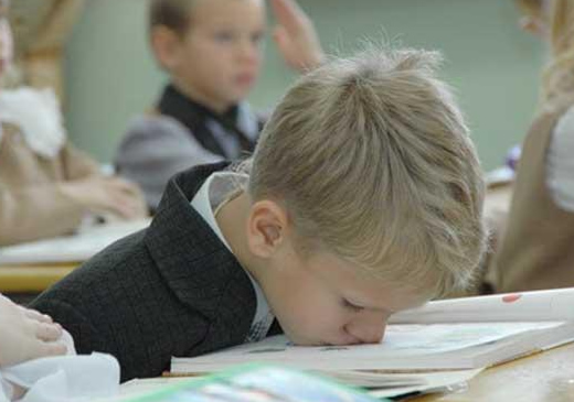 Как побороть усталость ребенка в школе?