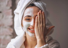 Эффективные ингредиенты: что делает косметические маски такими полезными для кожи