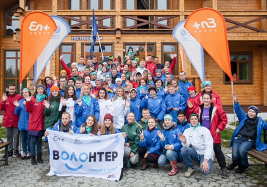 155 «Камазов» мусора собрали волонтеры на берегу Байкала в рамках главного всероссийского волонтерского экомарафонаEn+ Group «360 минут»