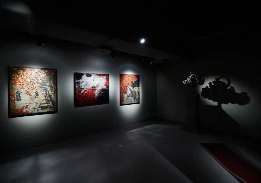 Stella Art Foundation продлевает выставку  Бориса Орлова и Сергея Шеховцова «Парсуны нон грата»  до 18 февраля 2024