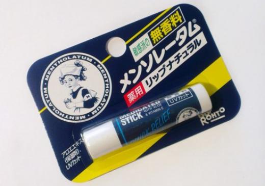 Бальзамы для губ от японского бренда Mentholatum: масла, витамины и ничего лишнего